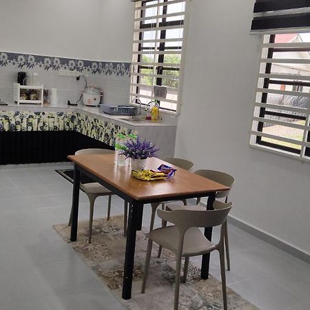 Hadeera Minimalis Family Homestay Kuala Terengganu Esterno foto