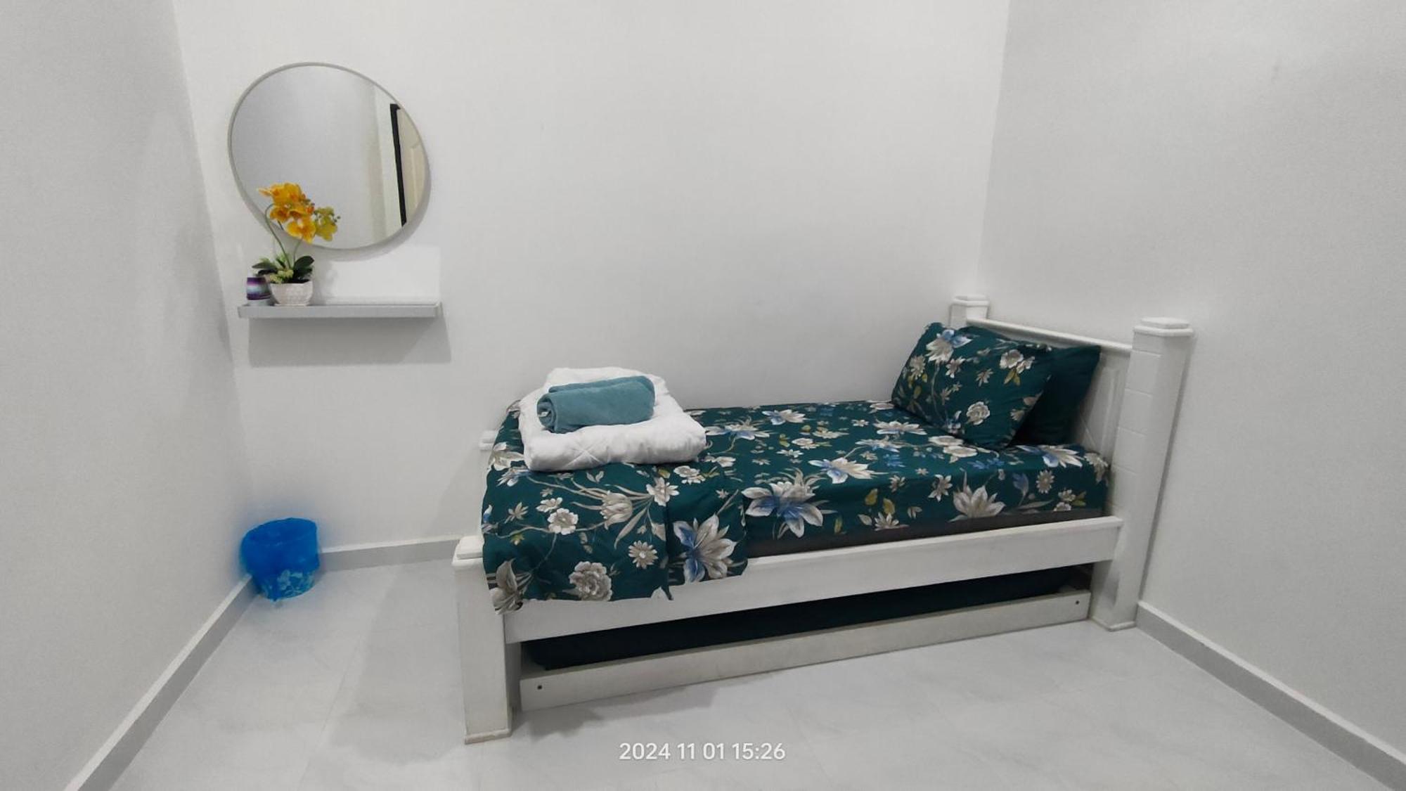 Hadeera Minimalis Family Homestay Kuala Terengganu Esterno foto